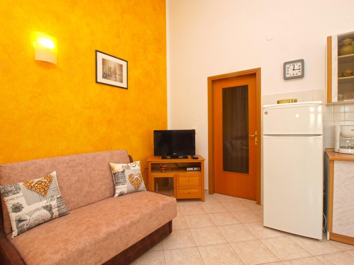 Apartments Iva 1534 プーラ エクステリア 写真