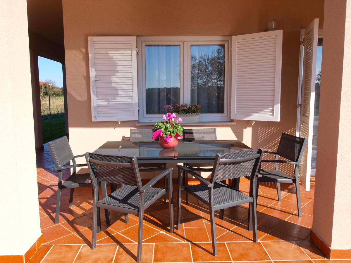 Apartments Iva 1534 プーラ エクステリア 写真
