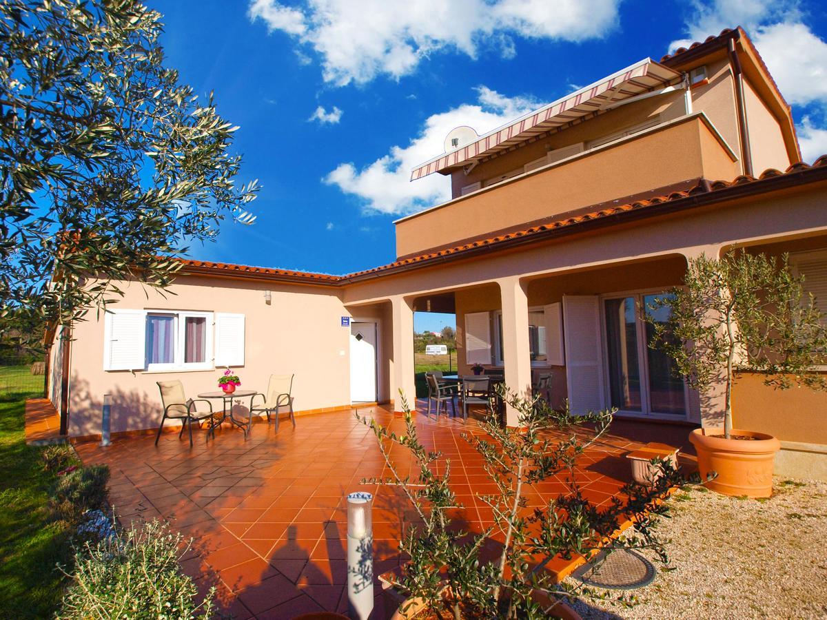 Apartments Iva 1534 プーラ エクステリア 写真