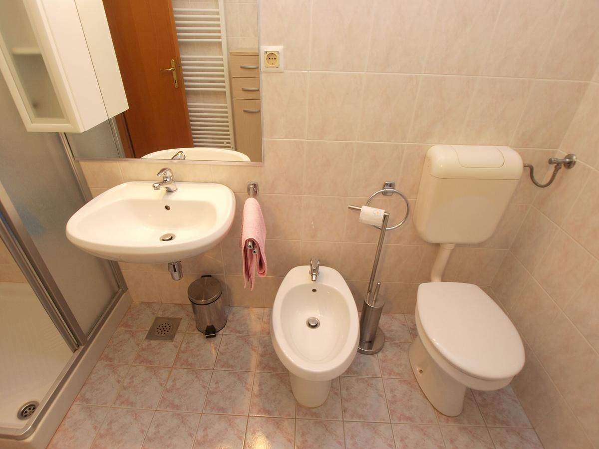Apartments Iva 1534 プーラ エクステリア 写真