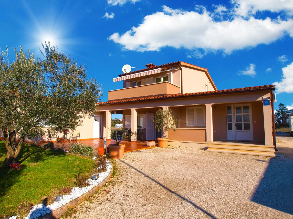 Apartments Iva 1534 プーラ エクステリア 写真